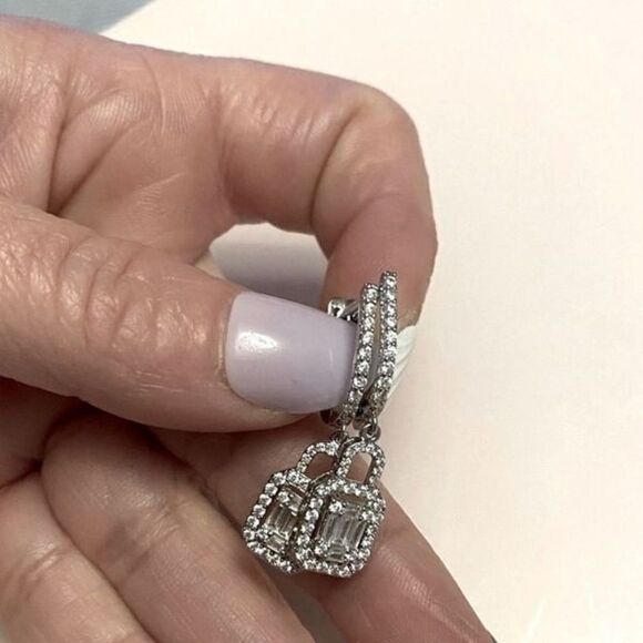 The Gatsby Earring drop in silver & zirconium drop earrings - Picture 6 of 6